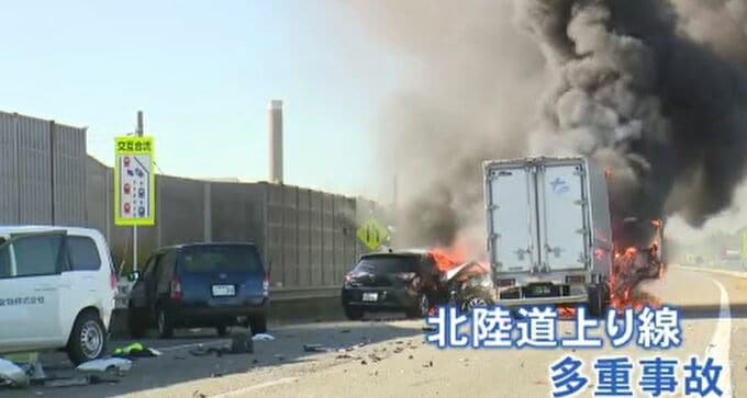 北陸道でトラックなど6台炎上事故 “合流地点”の危険性と「ファスナー合流」の重要性 | 石川県のニュース|MRO北陸放送