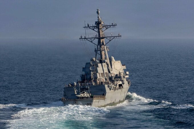 米当局者、海軍艦艇がミサイル攻撃を受けたとのイラン報道を否定