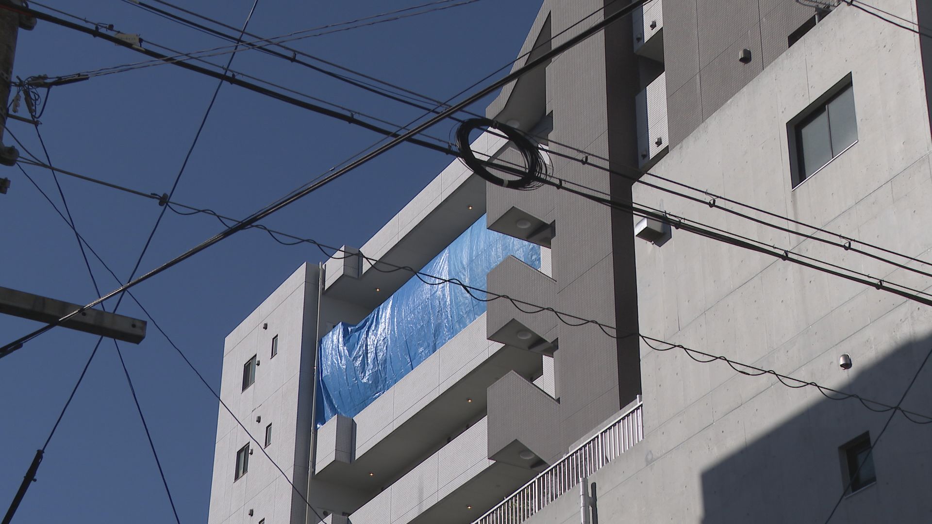 頭に“ビニール袋”がかぶせられていた　クローゼットの中で手首を縛られた男性の遺体が見つかった事件　