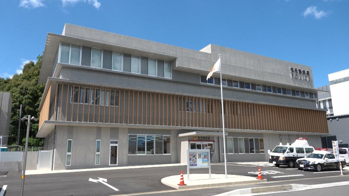 ４２歳の男性看護師がツーリング中に転倒しガードレールと対向車に接触⋯胸などを強く打ち外傷性ショックで死亡