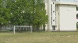 「真っ黒な物体が走り抜けた」小学校グラウンドや民家裏にクマ出没 川を渡って移動か 石川・加賀市|TBS NEWS DIG