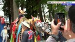 「馬の目がかわいくて、豪華で風情があっていい」初夏の風物詩「チャグチャグ馬コ」前日、滝沢市で行列に参加する装束馬の撮影会行われる　岩手|TBS NEWS DIG