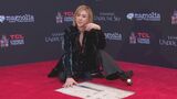 X JAPANのYOSHIKIさんがハリウッドで手形をお披露目　愛用ピアノをオークションに出品し、収益を能登半島地震の被災者に寄付へ|TBS NEWS DIG