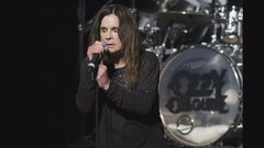 「ヘヴィメタルの帝王」オジー・オズボーンさん死去　家族に見守られ、愛に囲まれながら　2019年からパーキンソン病、今月初旬に“最後の公演”| TBS CROSS DIG with Bloomberg