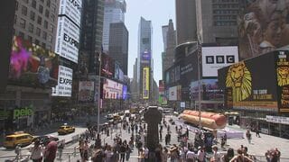 米7‐9月のGDP ＋4.3％　市場予想大きく上回る　株高で高所得者層が活発な消費　トランプ大統領は「関税が要因」と主張| TBS CROSS DIG with Bloomberg