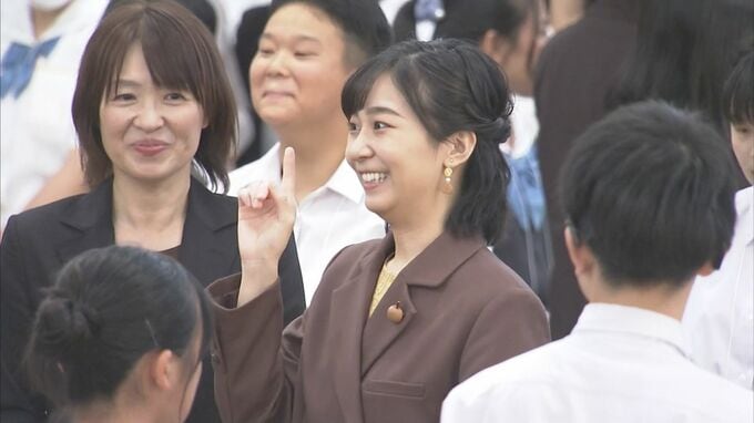 【続報】秋篠宮家の次女・佳子さま　コロナに感染　２８日まで鳥取で療養　出席予定だった「全国高校生手話パフォーマンス甲子園」では　音声通訳と手話通訳を通してお言葉|TBS NEWS DIG