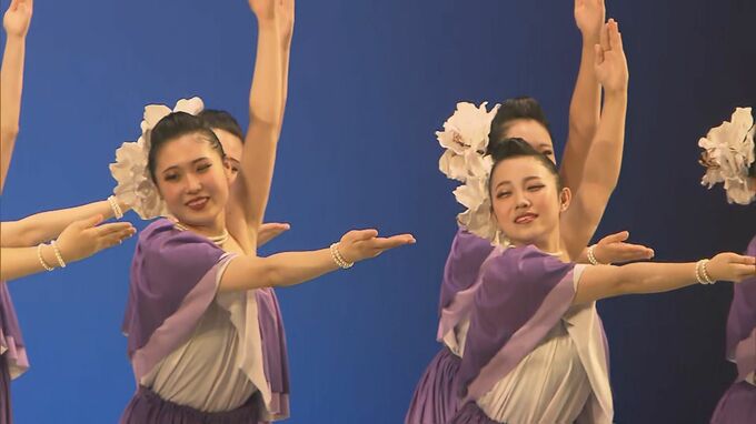 華やかにフラガールズ甲子園　「聖地」いわきで披露　優勝はあさか開成高校　福島　|　福島のニュース│TUF