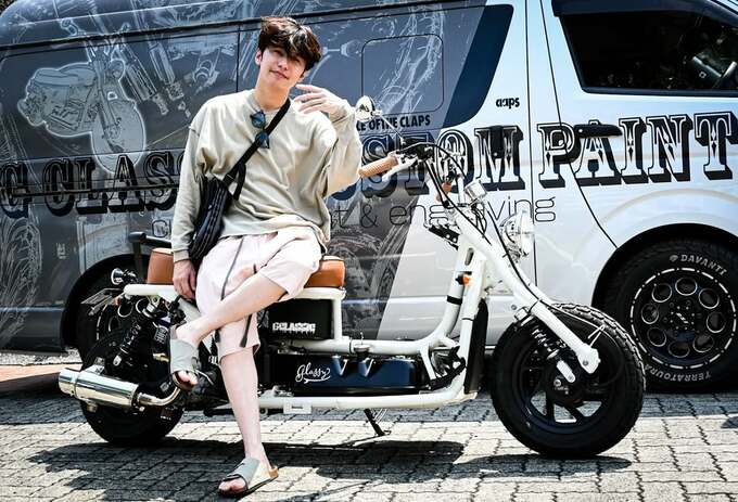 【 武田航平 】 「気になってたスクーター。オリジナルカラーで完成！！」　愛車と笑顔ショット|TBS NEWS DIG