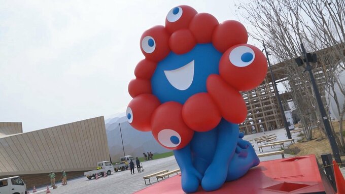 万博閉幕後の「ミャクミャク」はレガシーとして大屋根リングと同等以上の役割!?公式ライセンス商品の売り上げは「1000億円超えか」といわれる中...理念の体現・継承に専門家は期待|TBS NEWS DIG