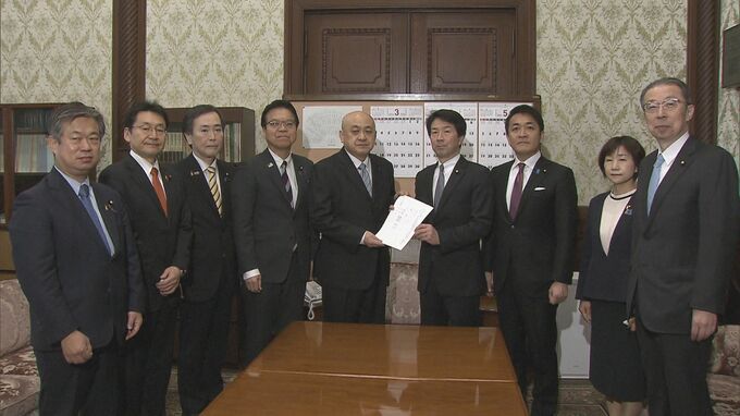 国民　トリガー法案共同提出断念し、単独で提出