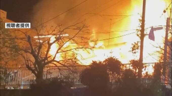 死亡したのは78歳の女性と確認…諏訪市の住宅全焼火災　屋内から出火とみて原因調べる　長野|TBS NEWS DIG