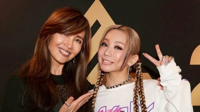【 工藤静香 】　倖田來未25周年コンサートに感動　「セクシーでキュート、パワフルでクール」な姿に「ウルウルしていましたよ」|TBS NEWS DIG