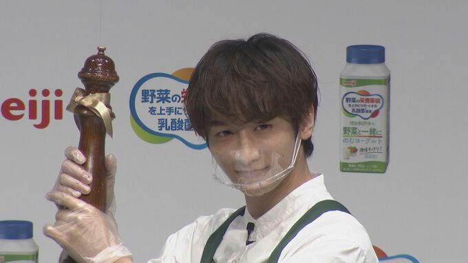 【小関裕太】巨大ペッパーミルに大興奮！ 横澤夏子「ノリノリでかけすぎ！」|TBS NEWS DIG