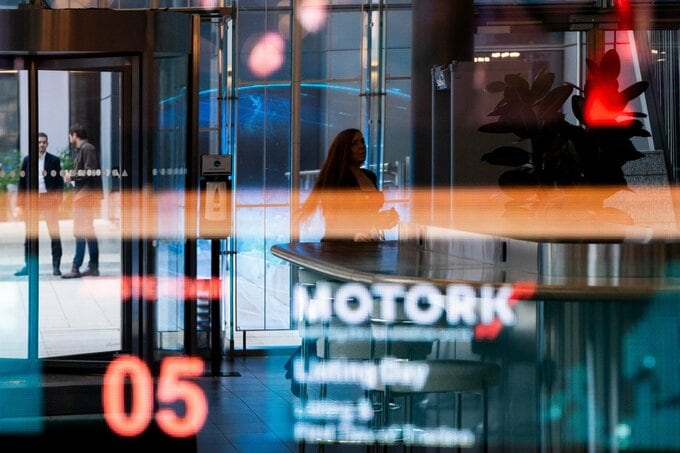 【欧州市況】米イラン協議再開の期待で債券小幅上昇－株は下落