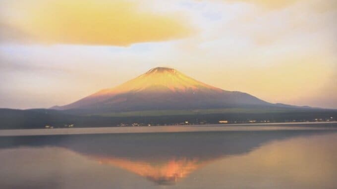 グランプリ作品は「すべての調和がとれた奇跡的瞬間」　山梨フジカラーフォトコンテスト　|　山梨のニュース | ＵＴＹテレビ山梨