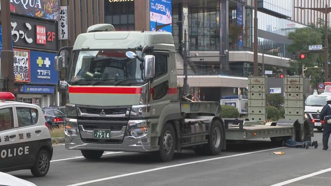 「歩行者が出血して動かない」高齢女性が大型トレーラーにはねられ意識不明の重体　交差点の左折時に巻き込みか【すすきの交差点】　|　北海道のニュース｜HBC北海道放送