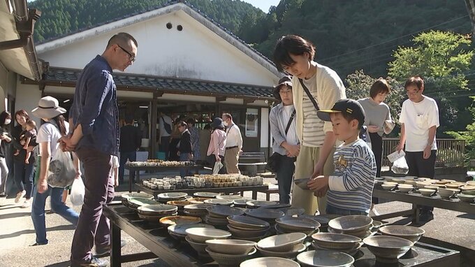 小鹿田焼の里で５年ぶりに民陶祭開催　|　大分のニュース｜OBS NEWS｜大分放送