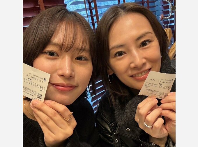 【 北川景子 】　南沙良さんと豪華２ショットにファン反響　「とても可愛いツーショットですね」|TBS NEWS DIG