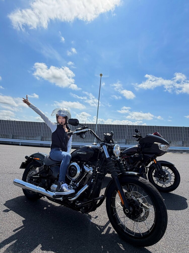 バイクに乗る女の子パネル生地 ハンドメイド 丸りおな 】バイク女子