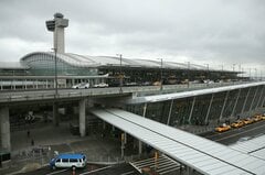 航空管制官の不足で飛行機到着せず、2時間待ちのニューヨーク都市圏| TBS CROSS DIG with Bloomberg