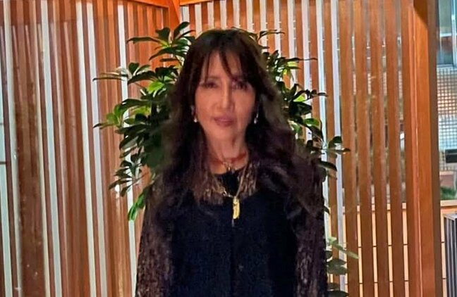 【 工藤静香 】　愛媛・松山市でのライブ無事終了報告　「１列目が近すぎてかなり焦りましたよ」　ヒット曲「Blue Velvet」歌唱動画に反響|TBS NEWS DIG