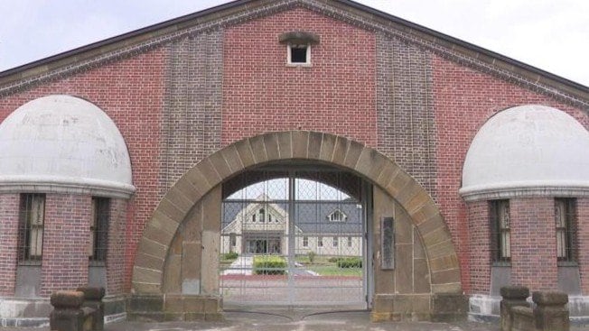 刑務作業中に指導され反発「態度不良」の50代受刑者の男が刑務官に消火器を噴射…全身に消火剤を浴びせ公務執行妨害容疑で書類送検　北海道網走刑務所　|　北海道のニュース｜HBC北海道放送