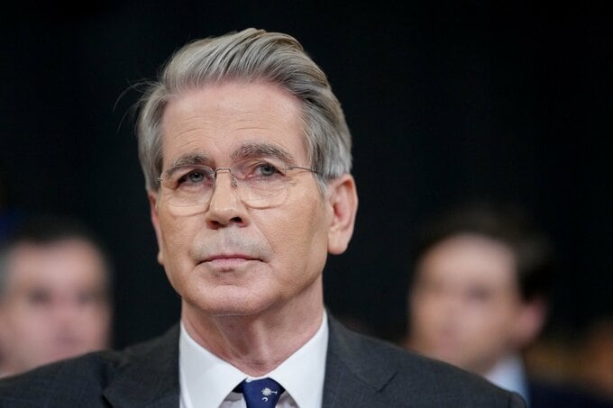 ベッセント長官、利下げを予想せず－ＦＲＢには「想像力」を要求