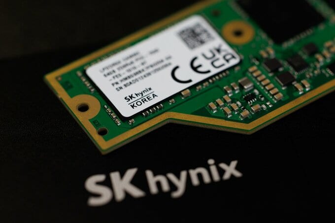 SKハイニックス、4.5兆円相当の自社株買いへ－AI好況で株主還元