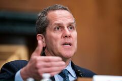 バブル助長と崩壊の土台築く－銀行規制緩和に警鐘 バーＦＲＢ理事| TBS CROSS DIG with Bloomberg