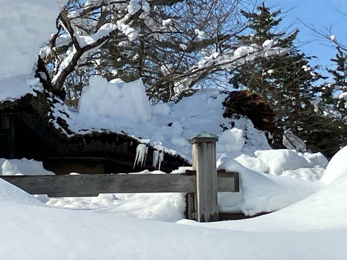 江戸時代末期の青森県を代表する建物が雪の重さで崩れる　2002年に県重宝に指定の「旧坪田家住宅」　|　青森のニュース│ATV NEWS│青森テレビ