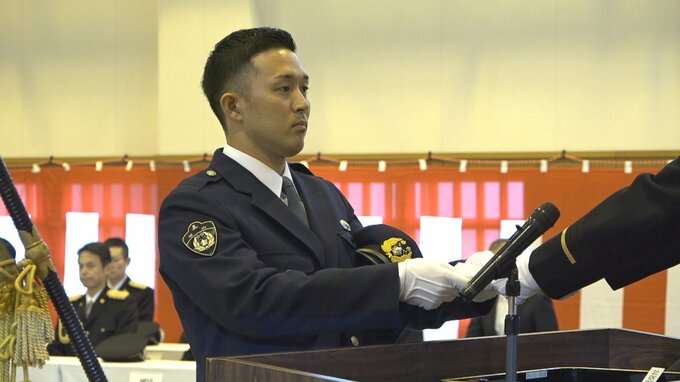 事件事故の解決へ　警察学校に52人が入校　県警本部長「日本一安全・安心な富山の実現を」と訓示　富山　|　富山のニュース｜天気・防災｜チューリップテレビ