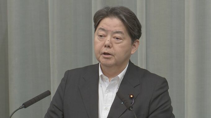 林官房長官「引き続き注視」と論評避ける　アメリカ政府高官「ジェノサイドではない」発言に