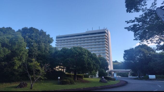 「プールで男子児童が溺れている」と監視員から通報　滋賀県の小5男児 ホテルの屋外プールで溺れ意識不明の重体【高知】　|　高知のニュース・天気｜KUTV NEWS | KUTVテレビ高知