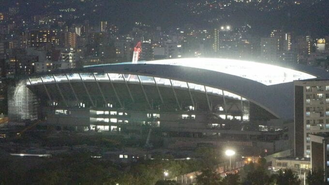 「夢の器」に明かり　新サッカースタジアムで照明が初点灯　来季からサンフレッチェ広島の新たなホームスタジアムに　|　RCC NEWS | 広島ニュース | RCC中国放送