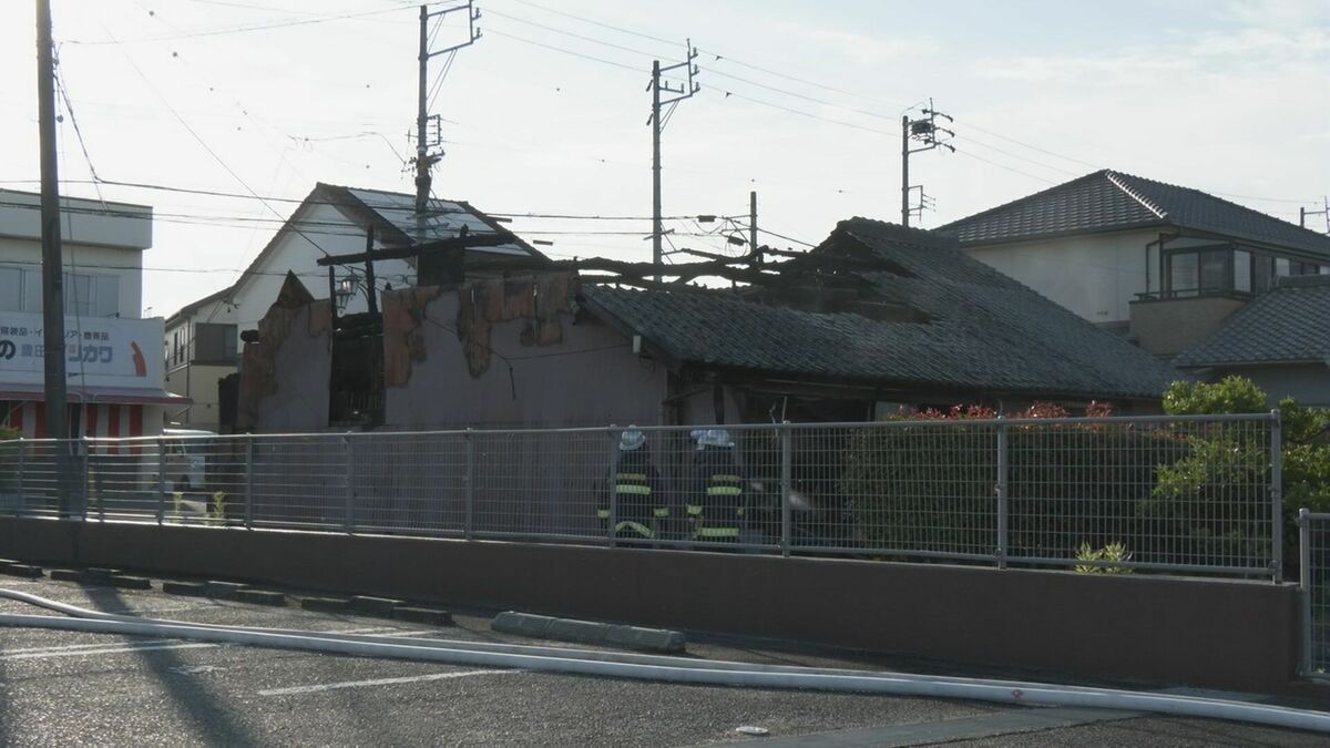 愛知・豊田市で未明の住宅火災 年齢不詳の女性が心肺停止で見つかる