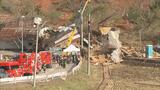 民家など11棟が巻き込まれるがけ崩れ 山形県が「災害救助法」の適用を決定 | 山形のニュース│TUYテレビユー山形
