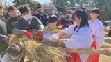 大分・佐伯市の豊後二見ヶ浦で大しめ縄の張り替え 新年迎える準備進む | 大分のニュース|OBS NEWS|大分放送