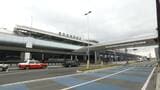 福岡空港国際線ビルで「福岡らしさ」を満喫・・・「博多ラーメン」「とりかわ」などの「屋台街」 4倍に拡大の免税店エリアでショッピングも | 福岡のニュース|RKB NEWS|RKB毎日放送
