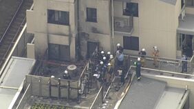 品川区不動前駅近くの11階建てマンションで火災　住人が5階バルコニーでソーラーパネルを使って充電　警視庁などが出火の原因調べる|TBS NEWS DIG