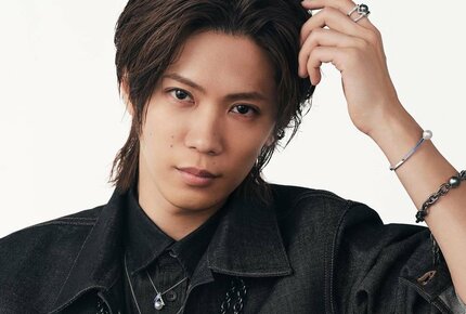 Number_i ・神宮寺勇太 】 デニムコーデにジュエリー輝く 最新ショット