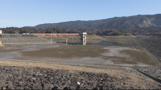 ダムの底が見えるほどの水不足 三重・中里ダムで貯水率14.9%に 三重用水全体の貯水率も34.9%まで低下|TBS NEWS DIG