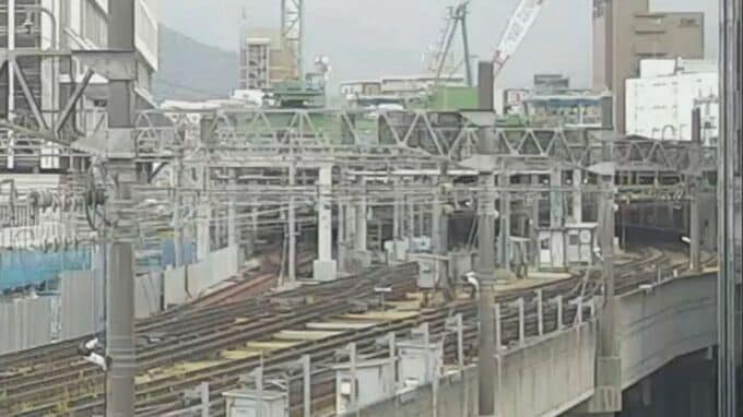 【速報】JR函館線・発寒～発寒中央駅間で枕木から煙《運転見合わせ》手稲～桑園駅間（上下線）|TBS NEWS DIG