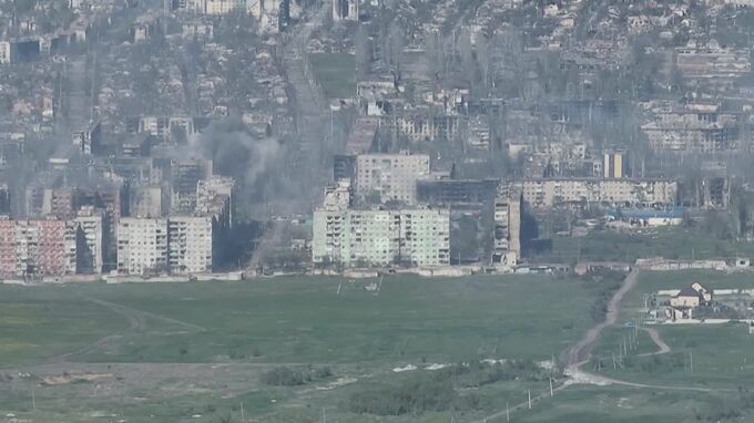 ウクライナ軍　バフムトで反撃強めていると示唆|TBS NEWS DIG