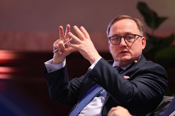 ＥＣＢカザークス氏、過度の利下げを警戒－景気はそれほど弱くない