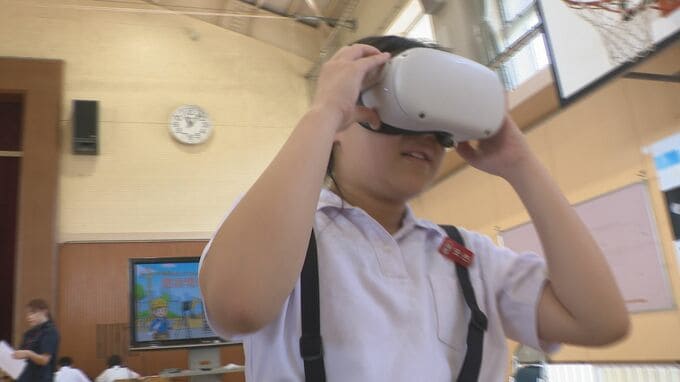 全国初の「デジタル科」新設 金沢市の小中学校で進む先端技術体験|TBS NEWS DIG