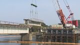 23年6月豪雨で被害…「JR山陰線」の橋で復旧工事 山陰線の“全線再開”は25年度中を見込み|TBS NEWS DIG