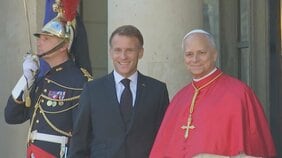 ローマ教皇レオ14世 パリでマクロン大統領と会談「核保有が安全を保障するという誤った考え方が広がっている」 AIについても「何が善か見極める必要がある」|TBS NEWS DIG