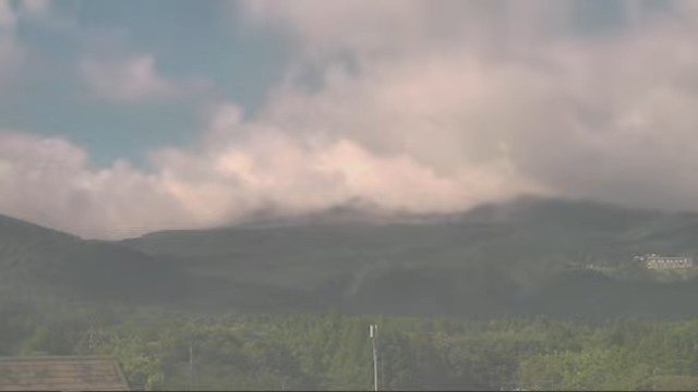 新燃岳で噴火 噴煙200m【今夜~あす24日の降灰予報】鹿児島・宮崎・熊本|TBS NEWS DIG