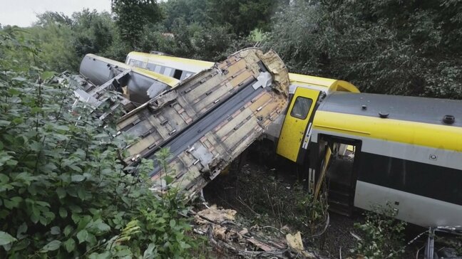 ドイツ南西部で脱線事故 3人死亡 複数人が重傷 およそ100人乗車で死者が増える可能性も 列車からは“叫び声”も　土砂崩れが原因か|TBS NEWS DIG