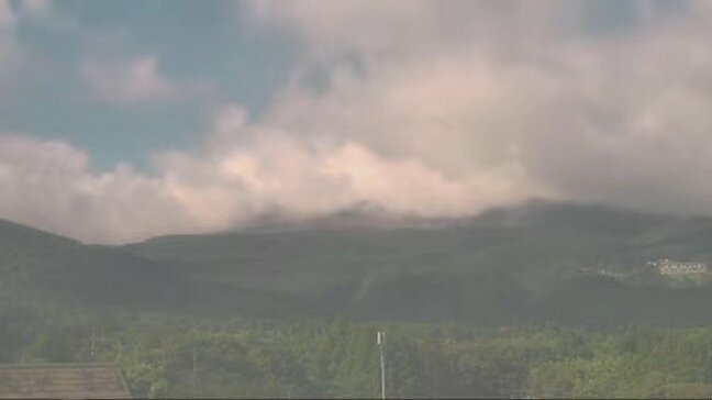 新燃岳で噴火　噴煙200ｍ【今夜～あす24日の降灰予報】鹿児島・宮崎・熊本|TBS NEWS DIG